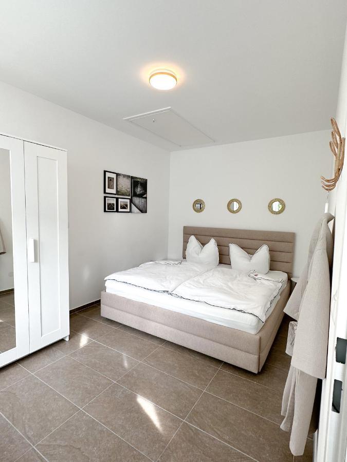 Appartamento Modernes Haus Naehe Parndorf Bruck an der Leitha Esterno foto